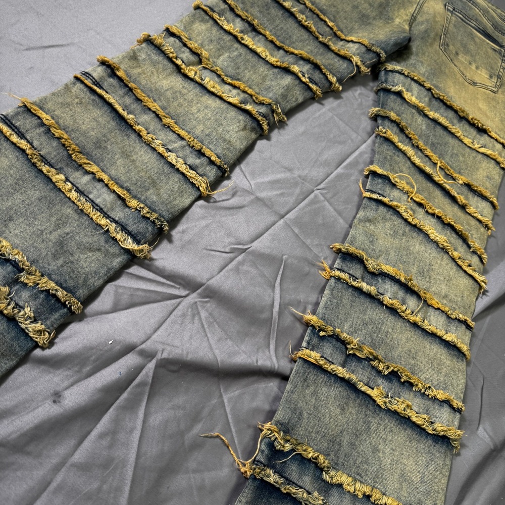 Fashion Nova Men Distressed Frayed Fringe Acid Wash Jeans Blue Yellow GFN11 32